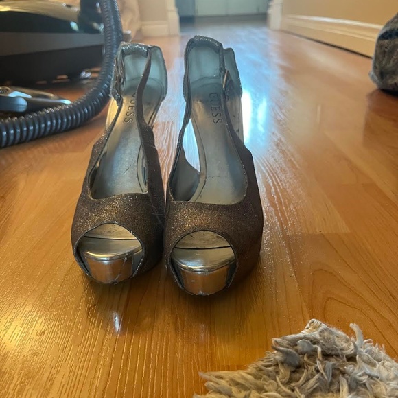 Guess Stiletto Heels - Picture 2 of 4